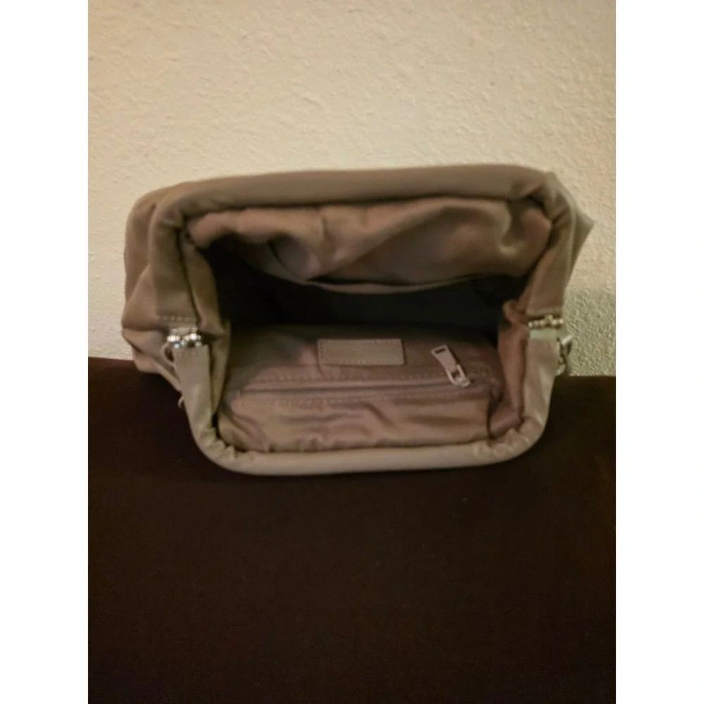 Badgley Mischka Taupe Vegan Leather Pleated Frame Clutch Bag BM-4080